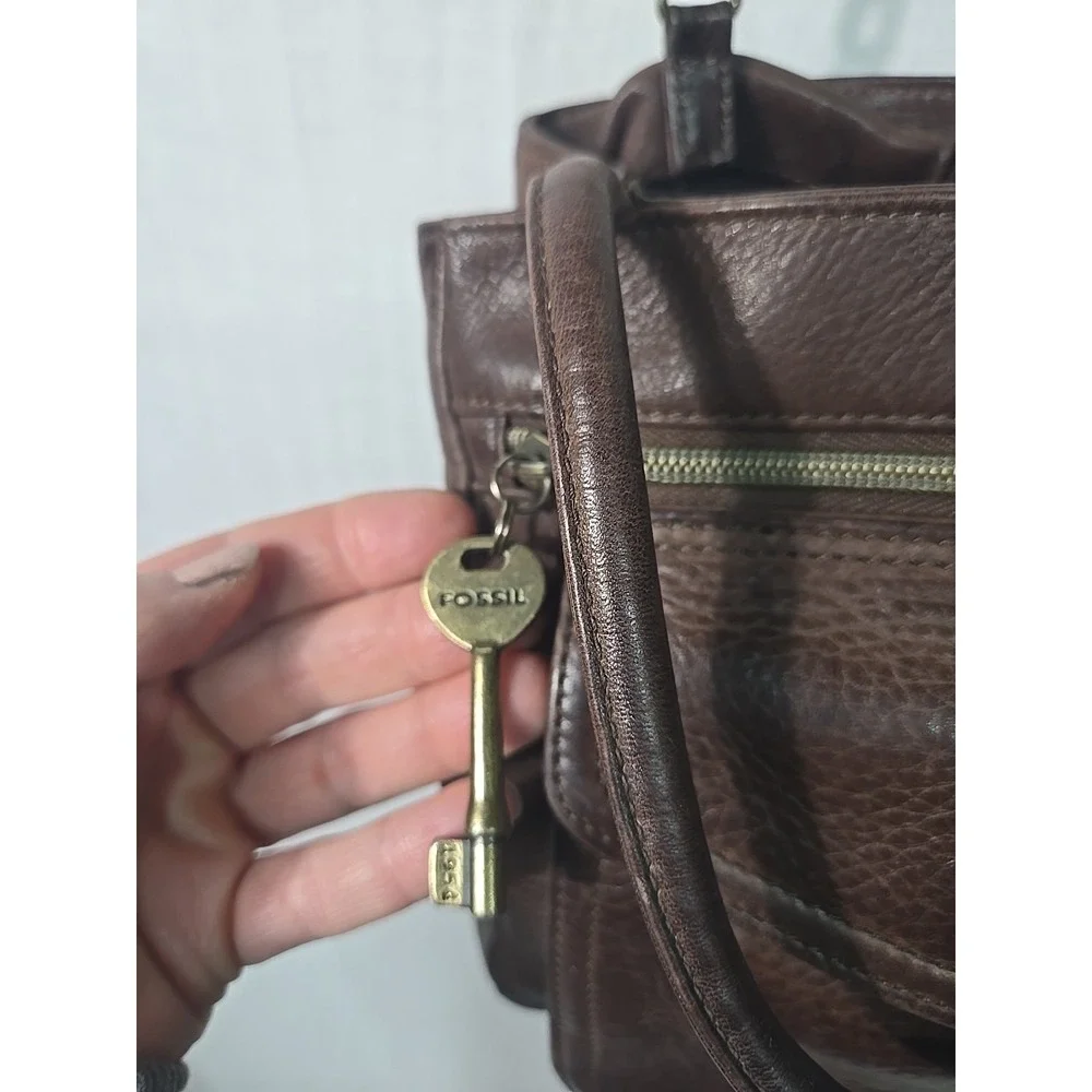 VTG Fossil Brown Pebbled Leather‎ Pockets Top Handle Small Satchel Crossbody Bag